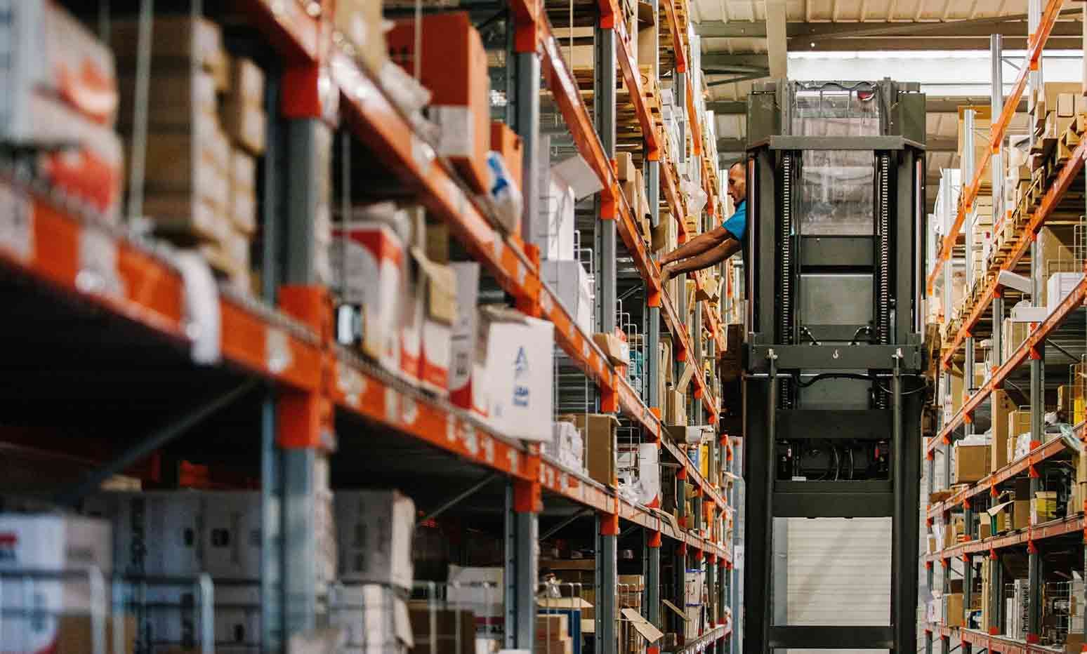 Logistics & Warehousing